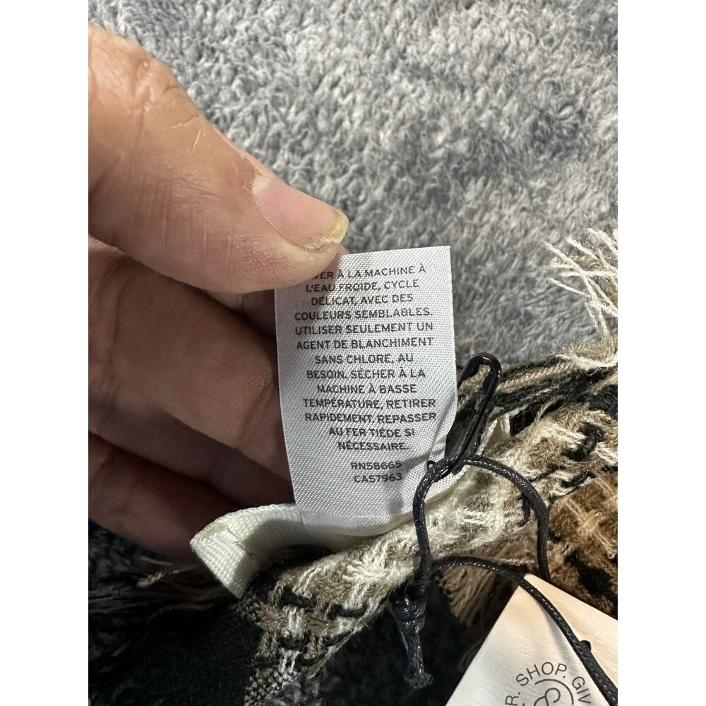 Treasure & Bond Ivory Boyfriend Check Scarf - Oversized Plaid Wrap NWT